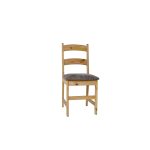 Mienkie Chair Padded Seat R